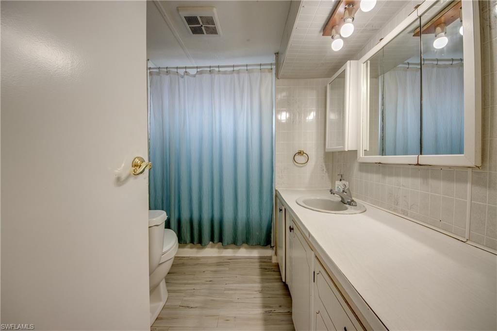MOBILE MANOR - Residential