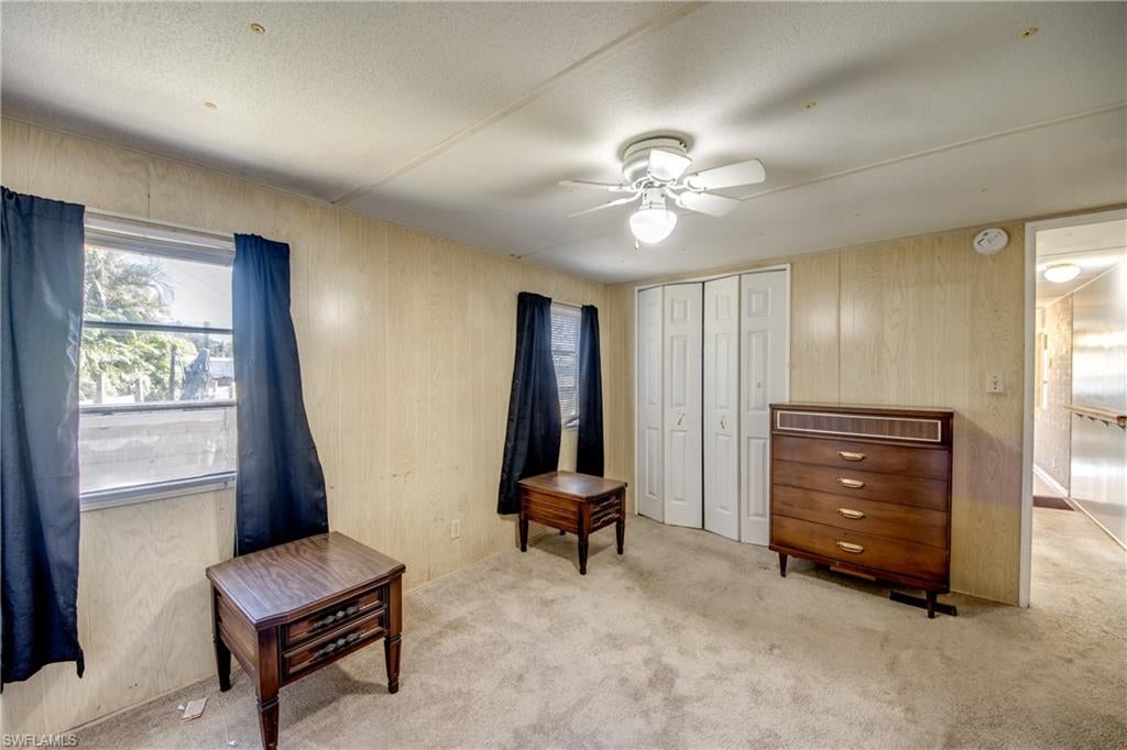 MOBILE MANOR - Residential