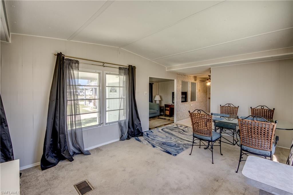 MOBILE MANOR - Residential