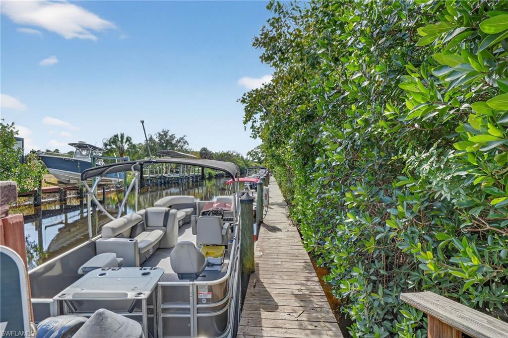 FOXMOOR VILLAGE CONDO - Residential