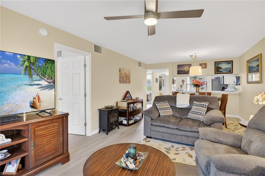 FOXMOOR VILLAGE CONDO - Residential
