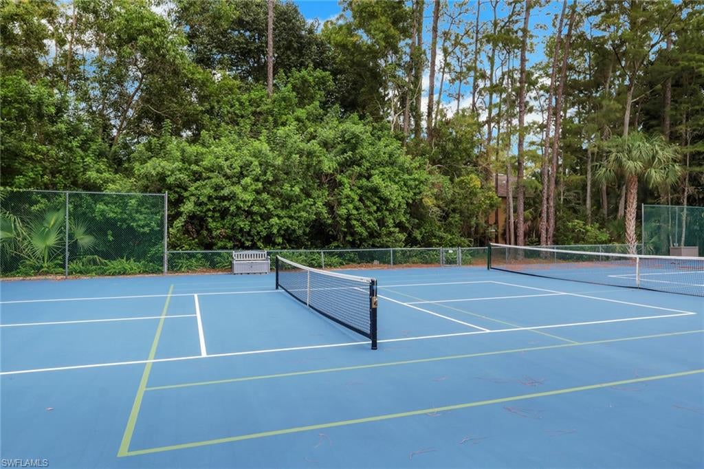 WOODMERE LAKE CLUB - Residential