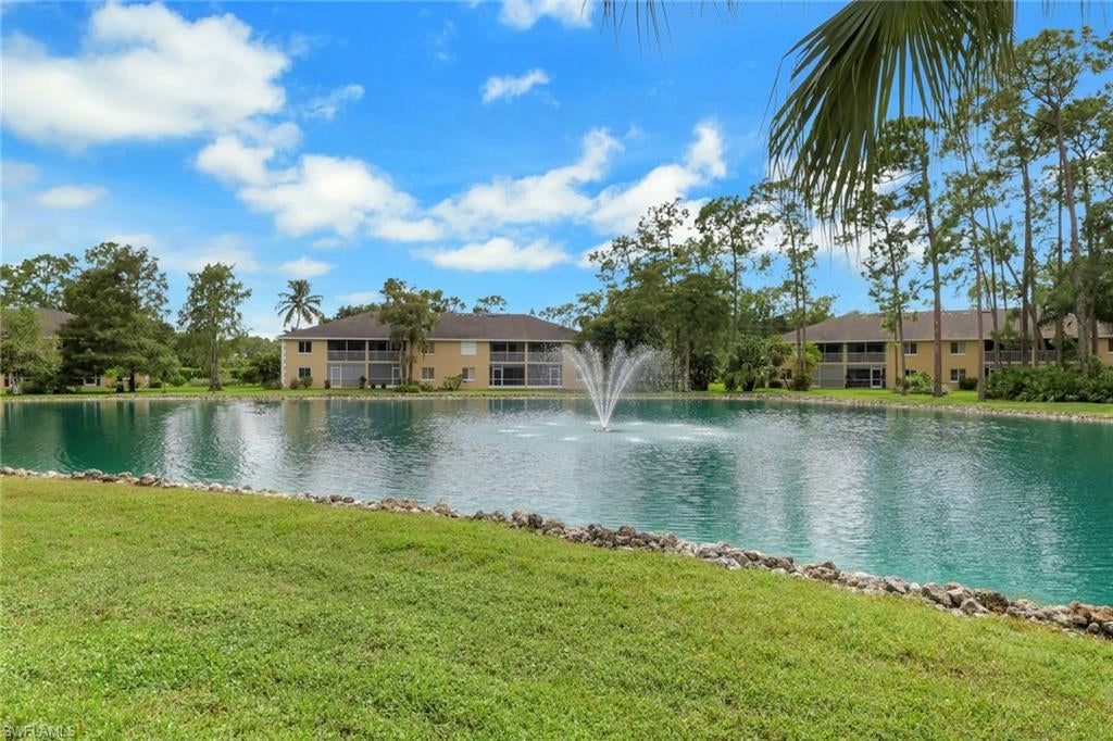 WOODMERE LAKE CLUB - Residential