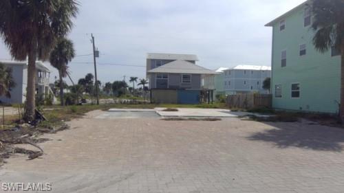 Time to be a part of the Island Life! Weekly Rental lot on Fort Myers Beach. Vibrant coastal lifestyle could be yours. Build your getaway, maximize your income with weekly rentals or enjoy life full time with options for shopping, dining and entertainment. The white sugar sand beach has been renourished and is awaiting your toes in the sand!
Be sure and check out the supplements for a building design & lender information.