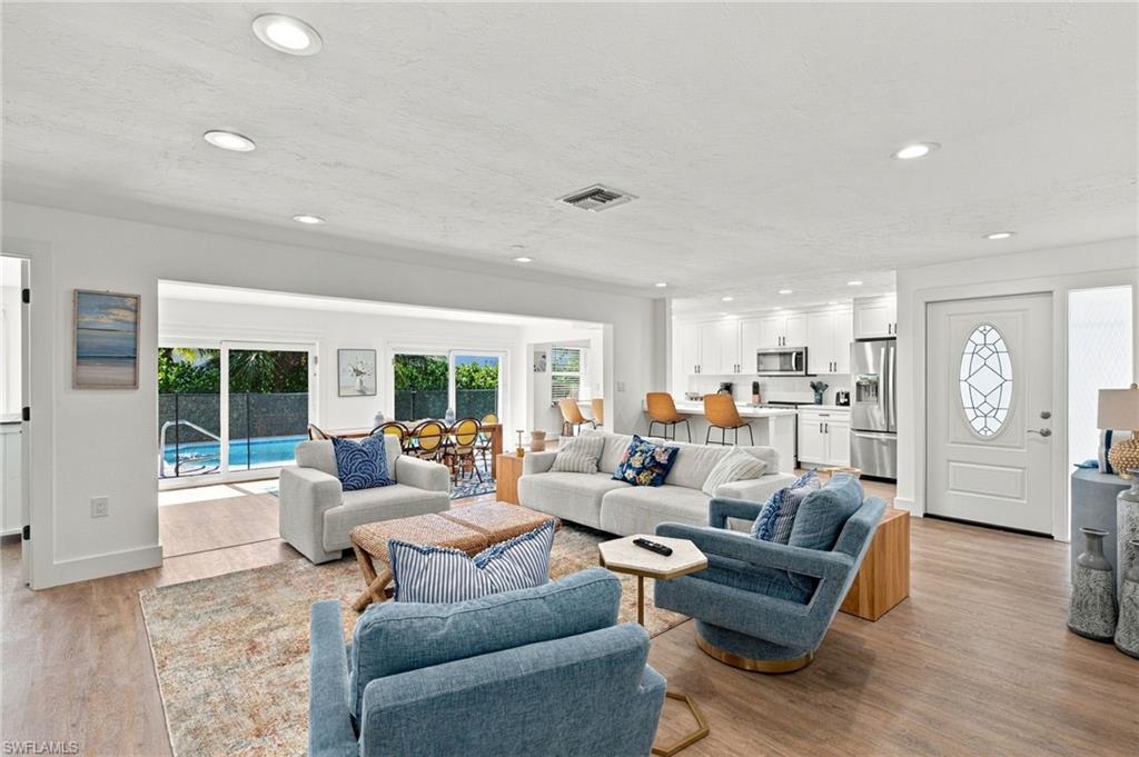 SHELL HARBOR - Residential