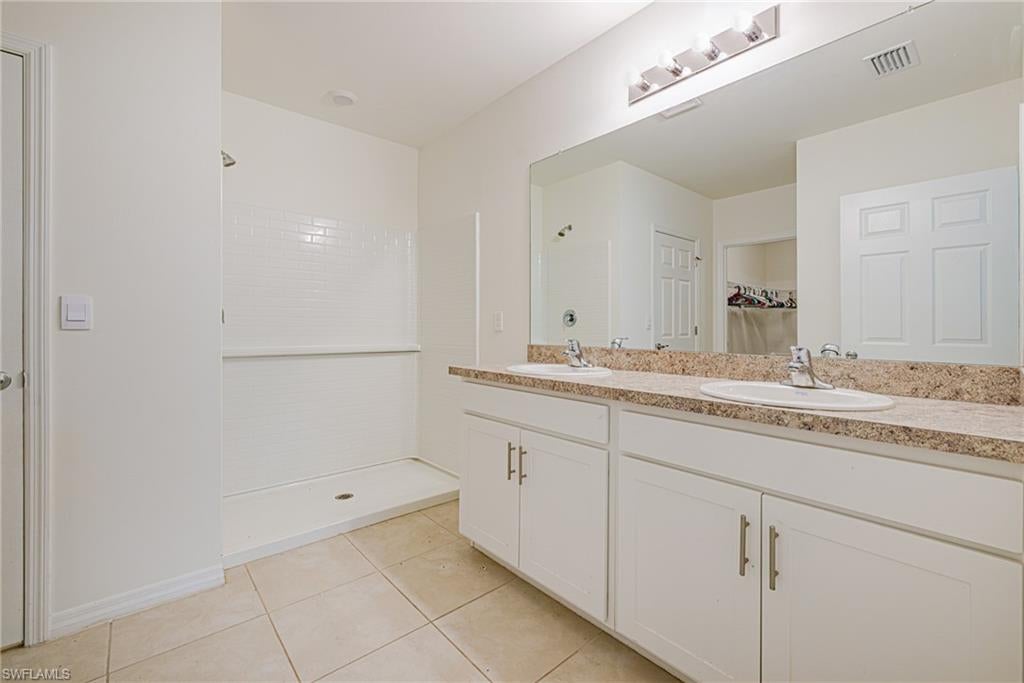 RIVER OAKS - Residential