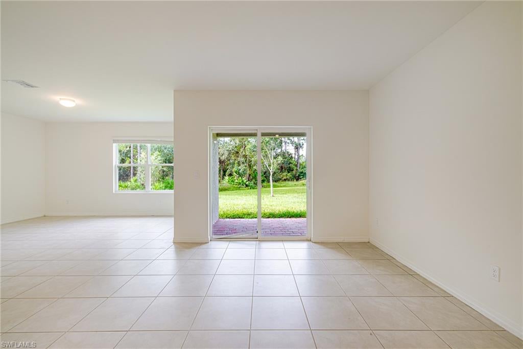 RIVER OAKS - Residential