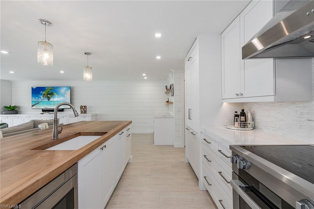 JENNIFER SHORES - Residential