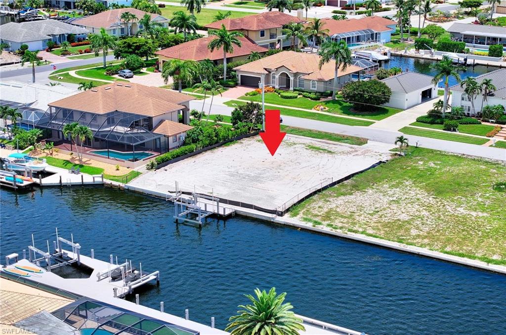MARCO ISLAND - Land