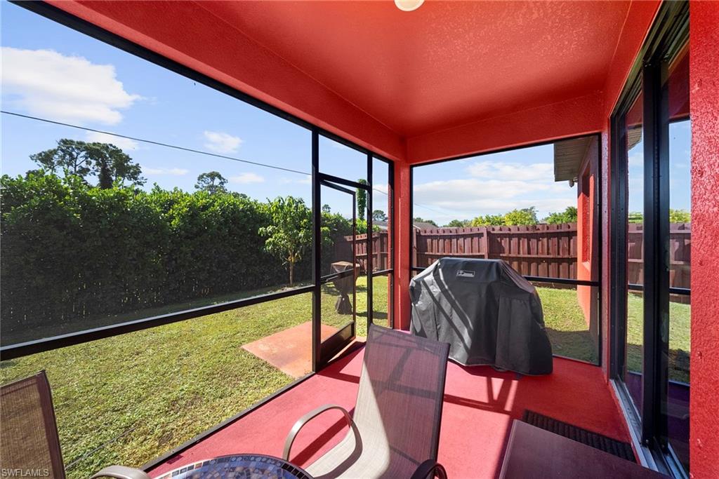 SAN CARLOS PARK - Residential