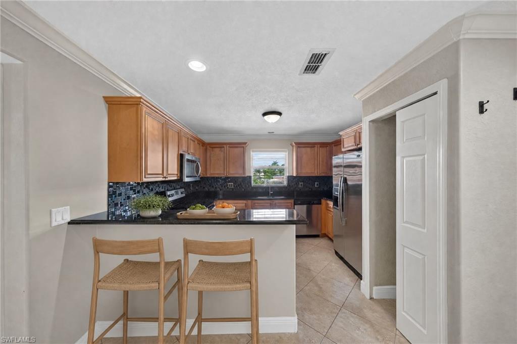 VERANDA CONDO - Residential