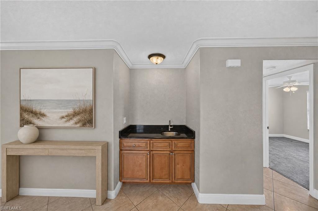 VERANDA CONDO - Residential