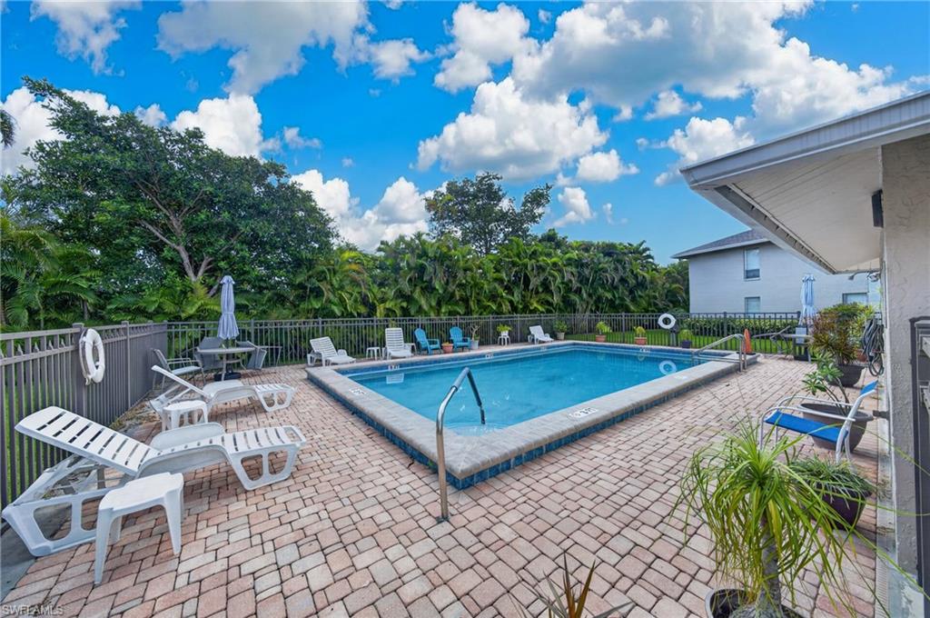 VERANDA CONDO - Residential