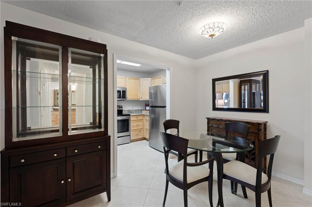 ARBOR TRACE - Residential