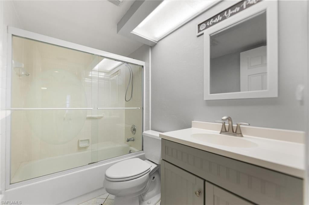 MOORINGS OF CAPE CORAL CONDO PHASE 1 - Residential