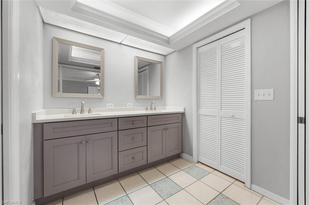 MOORINGS OF CAPE CORAL CONDO PHASE 1 - Residential