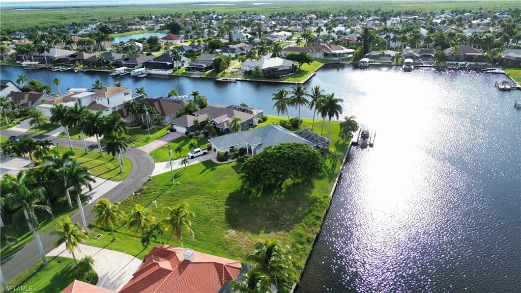 CAPE CORAL - Land