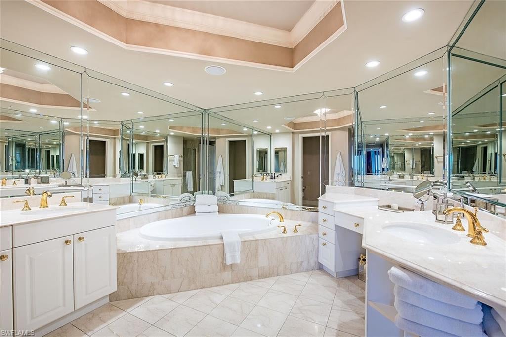 TOSCANA AT BAY COLONY - Residential