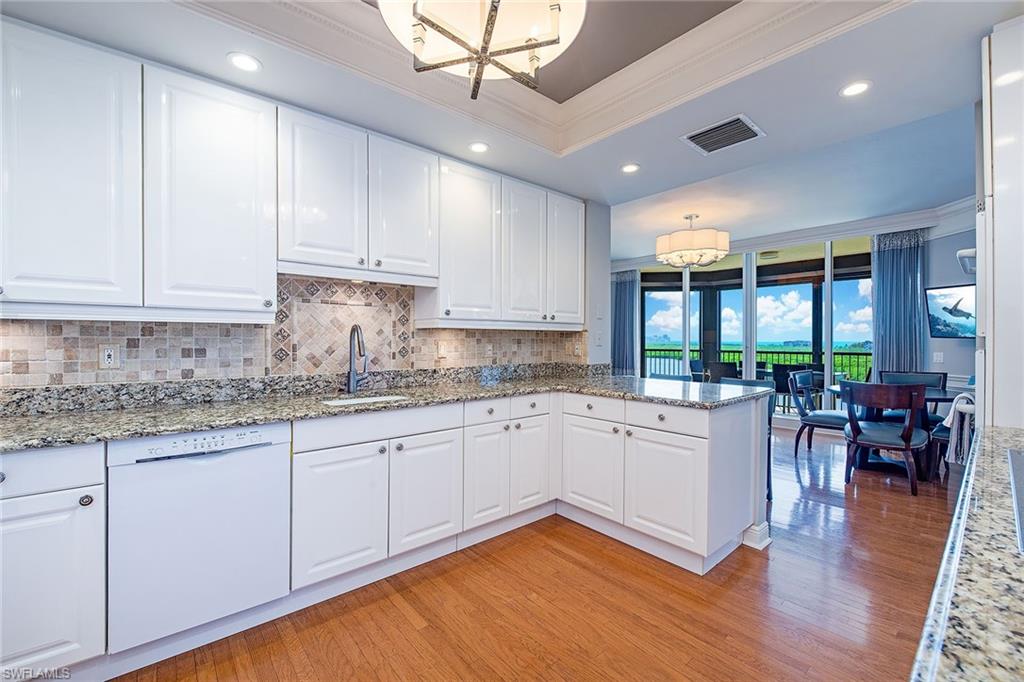 TOSCANA AT BAY COLONY - Residential