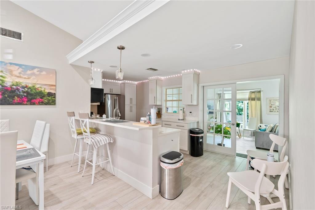 SUNSET HOMES - Residential Income