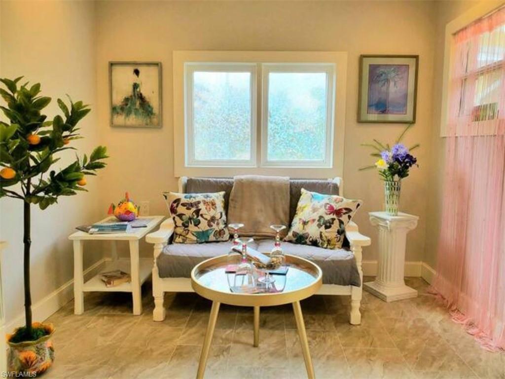 SUNSET HOMES - Residential Income