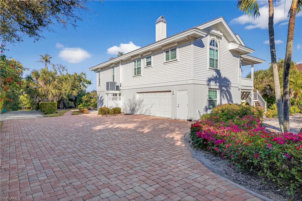 CALOOSA SHORES - Residential