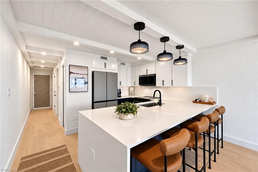 DOLPHIN WAY - Residential