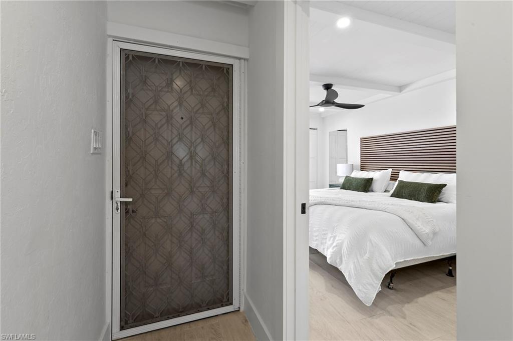 DOLPHIN WAY - Residential