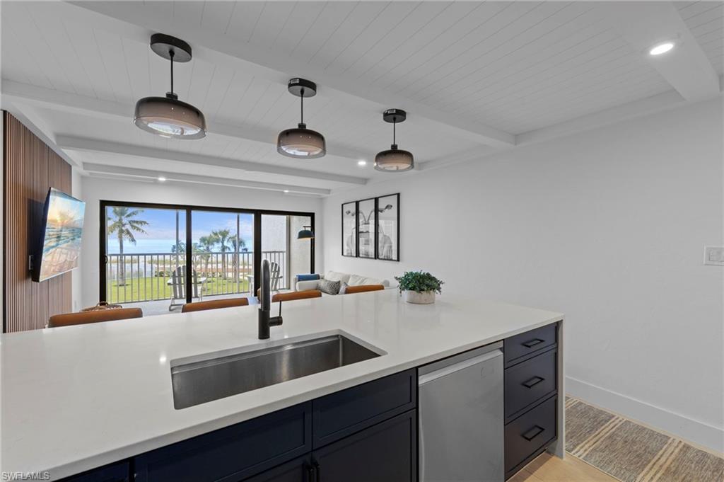 DOLPHIN WAY - Residential