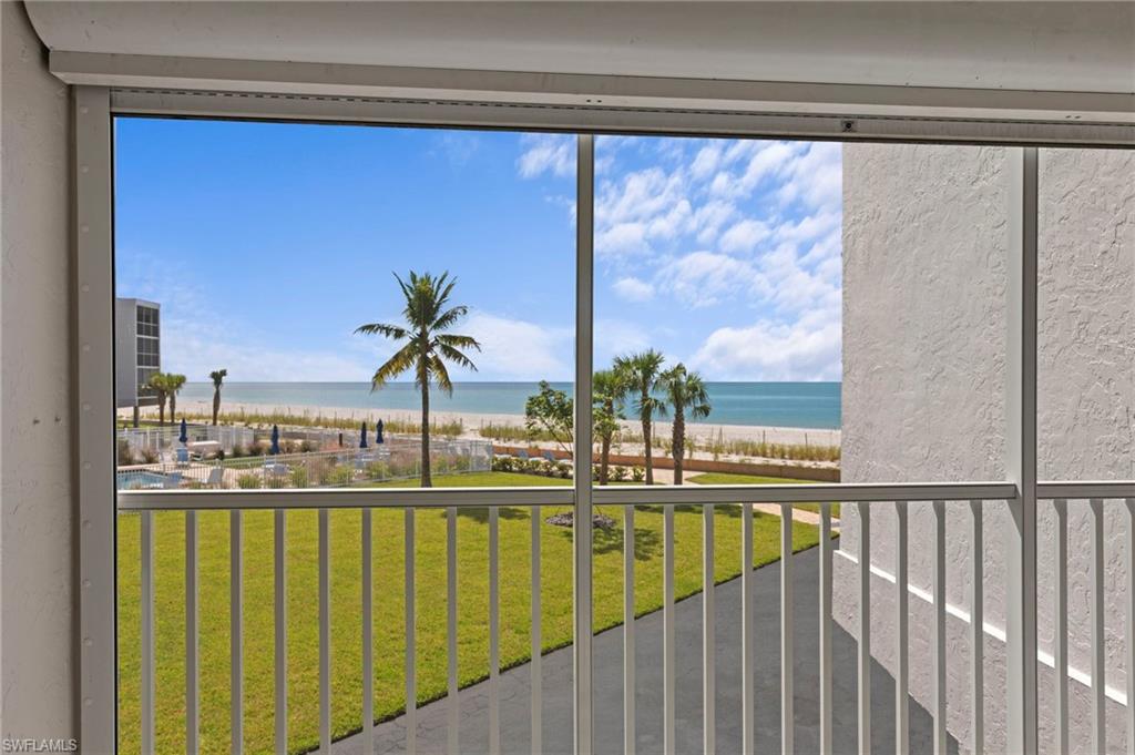 DOLPHIN WAY - Residential
