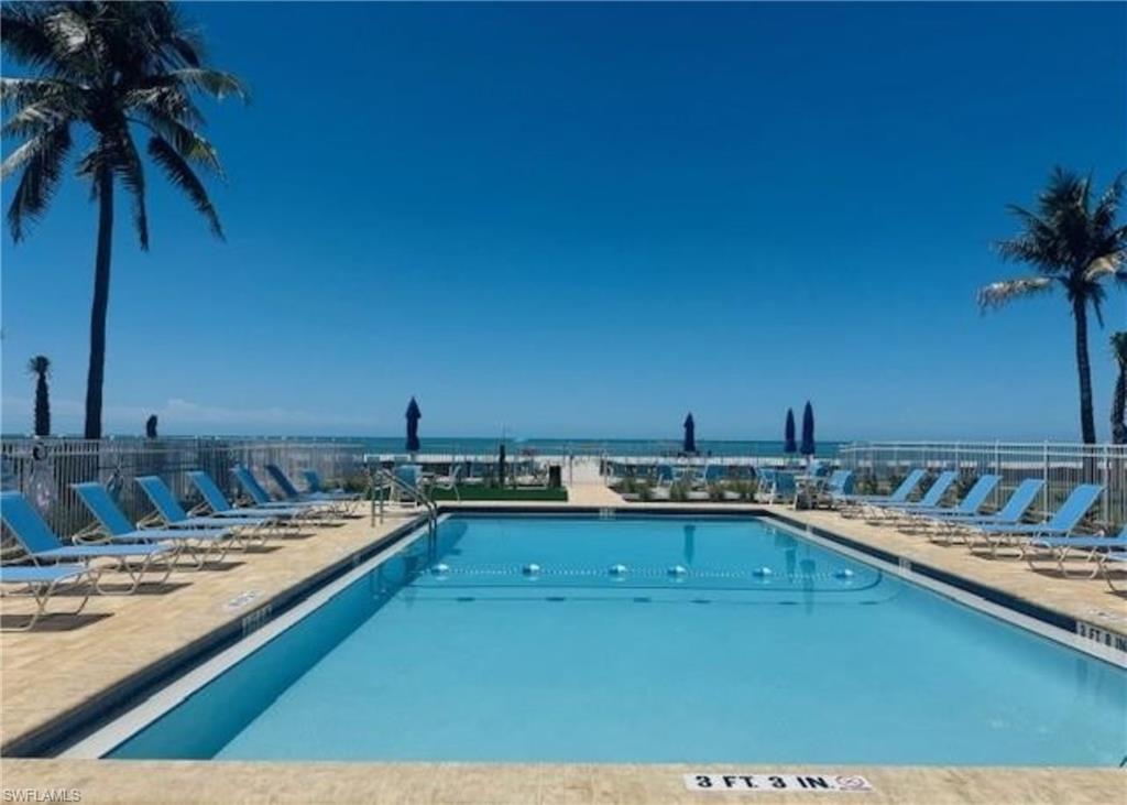 DOLPHIN WAY - Residential