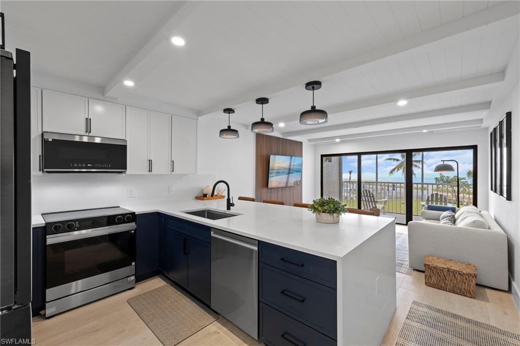 DOLPHIN WAY - Residential
