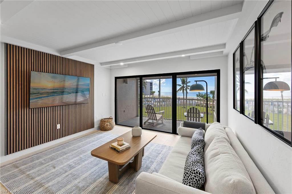 DOLPHIN WAY - Residential