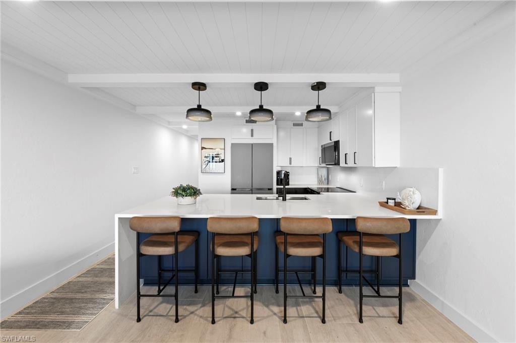 DOLPHIN WAY - Residential