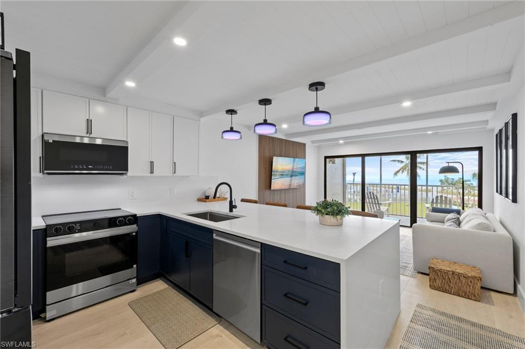 DOLPHIN WAY - Residential
