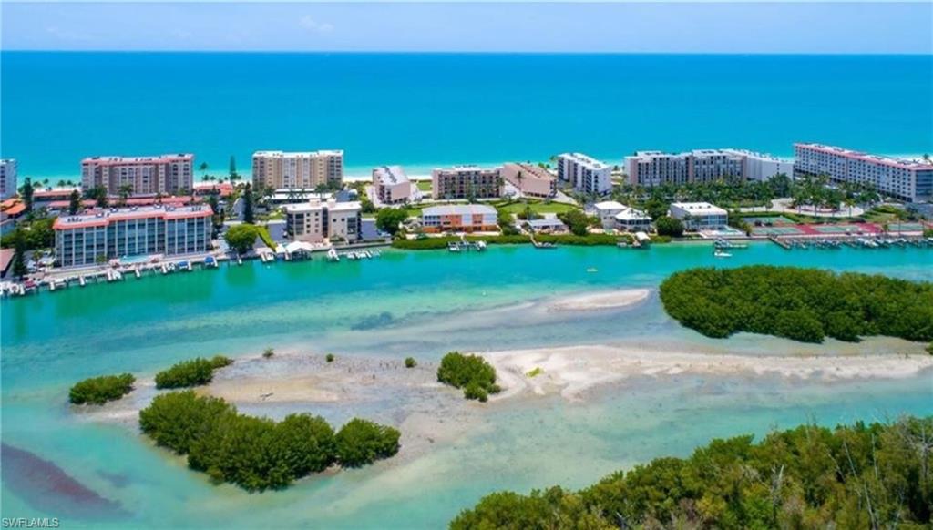 DOLPHIN WAY - Residential
