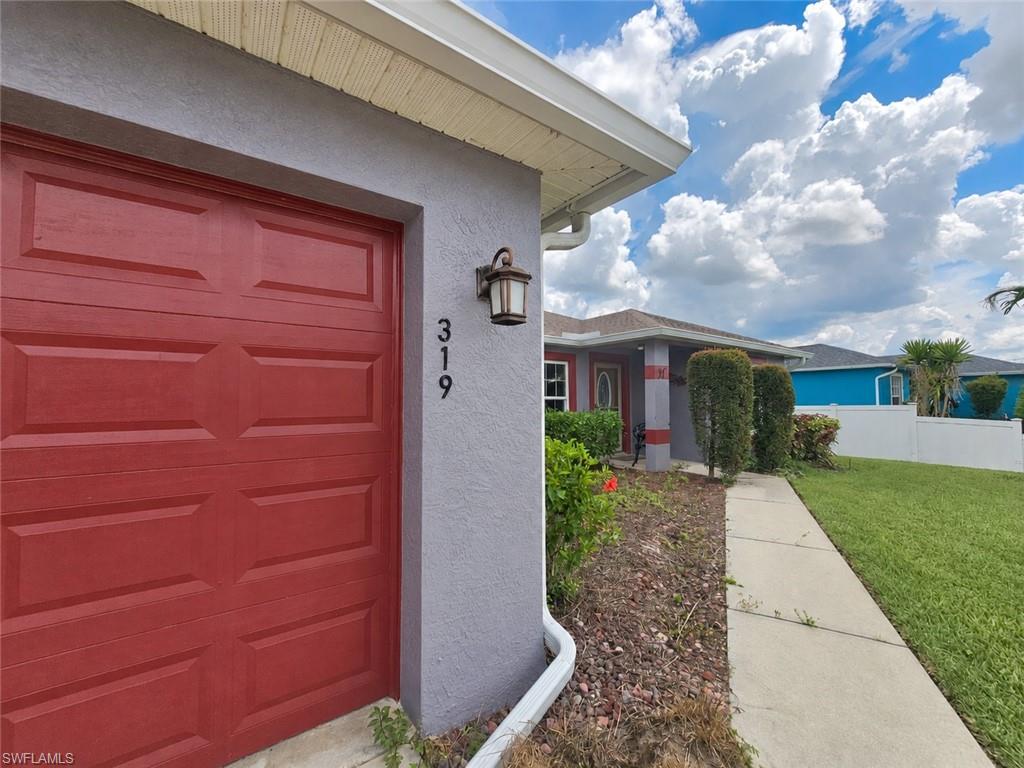 LEHIGH ACRES - Residential