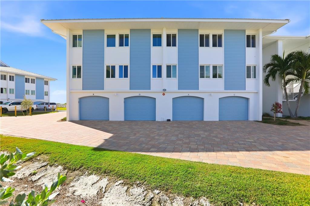 SUNSET SOUTH CONDO - Residential
