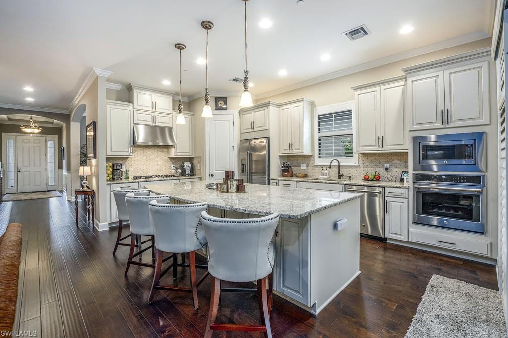 PEBBLE POINTE - Residential