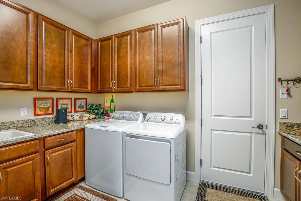 PEBBLE POINTE - Residential