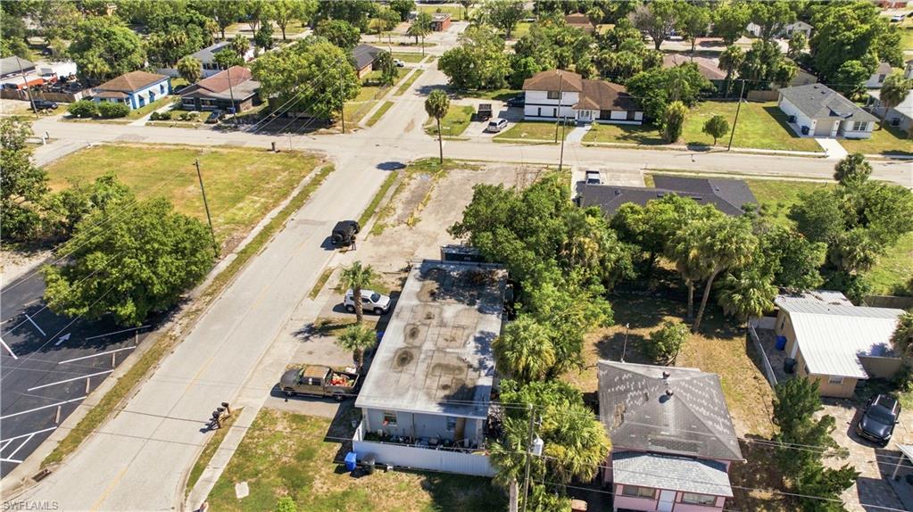 LINCOLN PARK - Residential Income