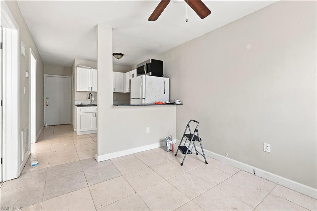 LINCOLN PARK - Residential Income