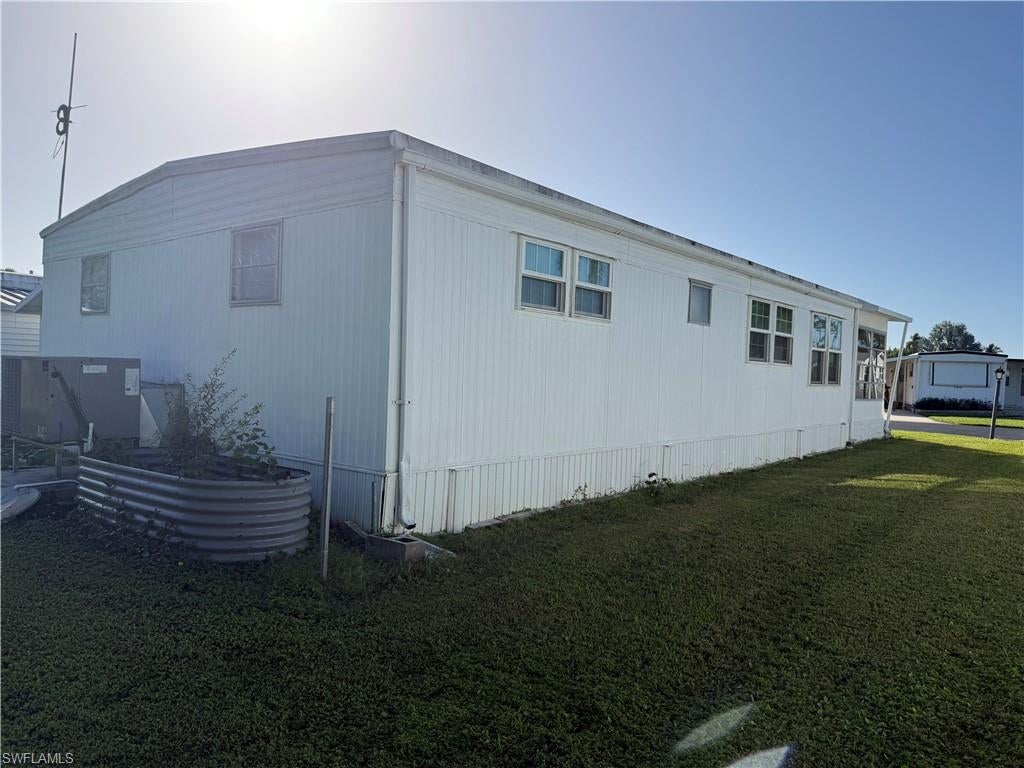 ENCHANTING ACRES MOBILE HOME - Residential