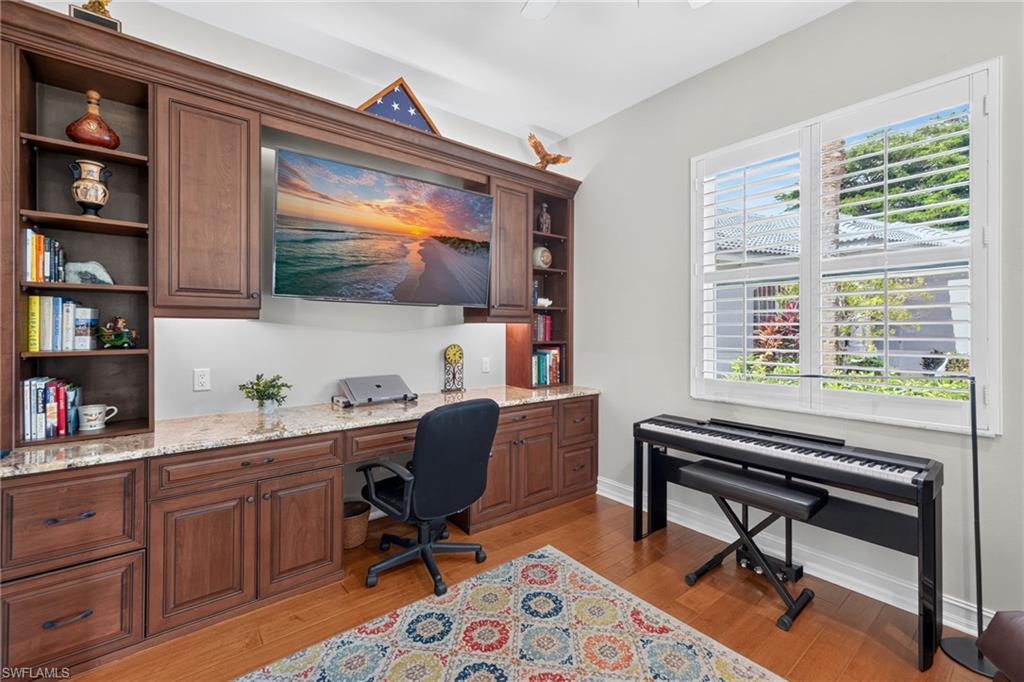 GLEN EAGLES - Residential