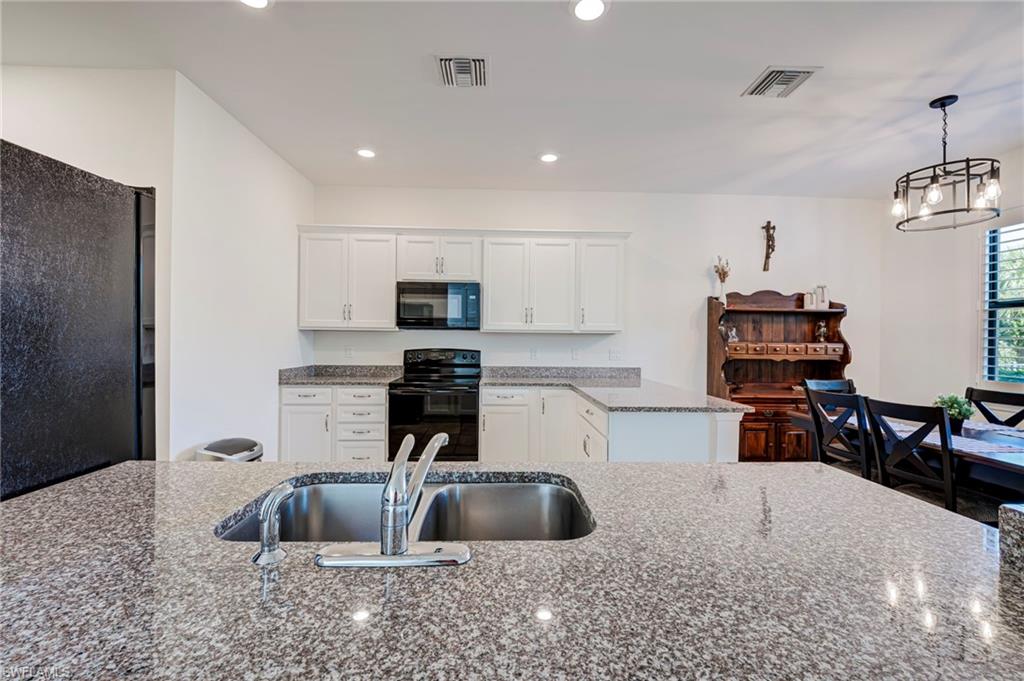 AVALON PARK - Residential