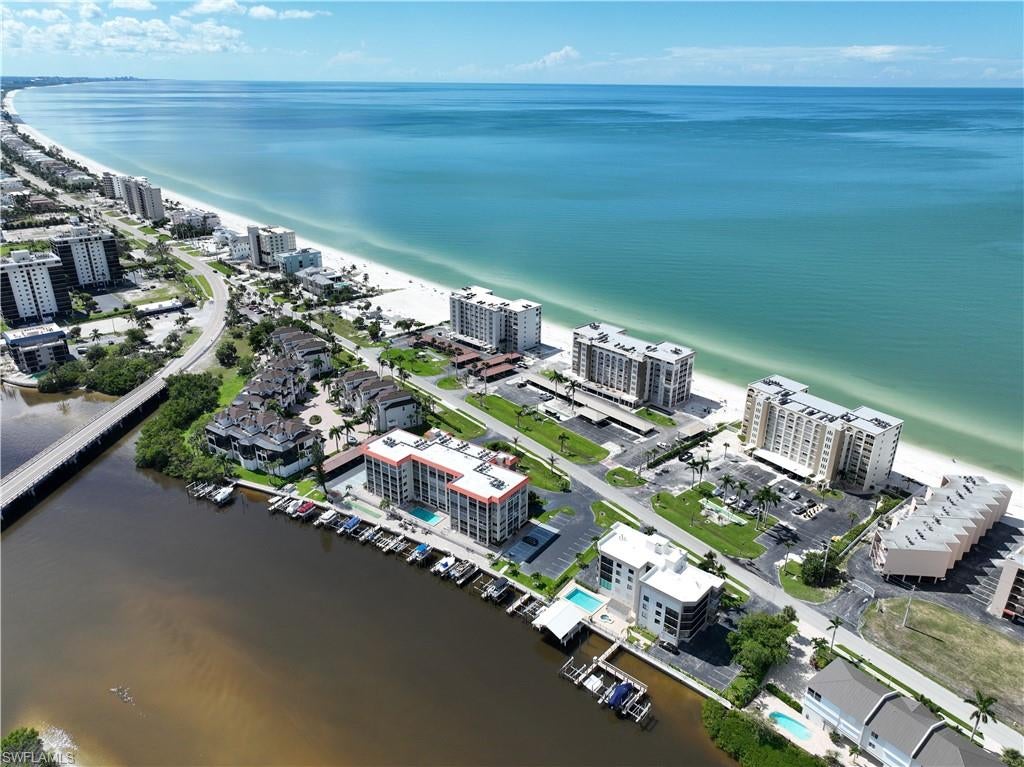 GULF HARBOR - Residential