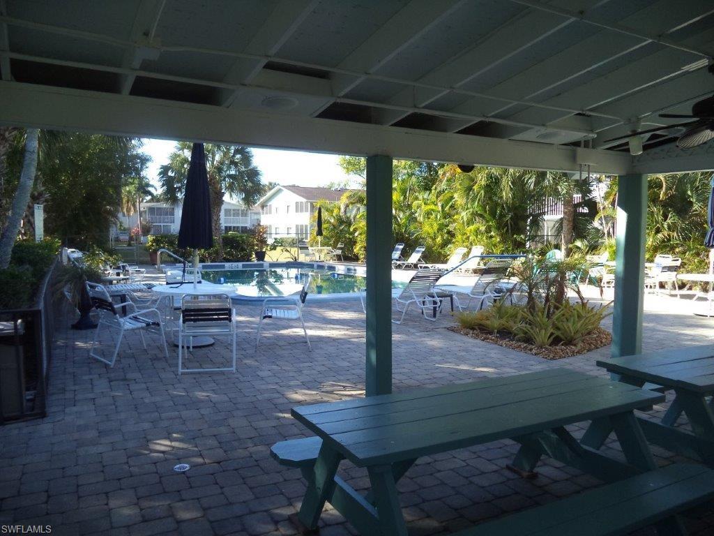 GLADIOLUS GARDENS CONDO ASSN - Residential Lease