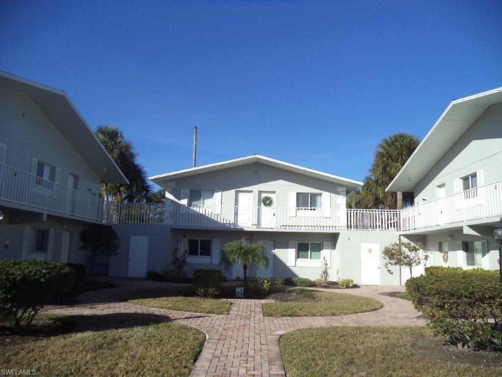 GLADIOLUS GARDENS CONDO ASSN - Residential Lease