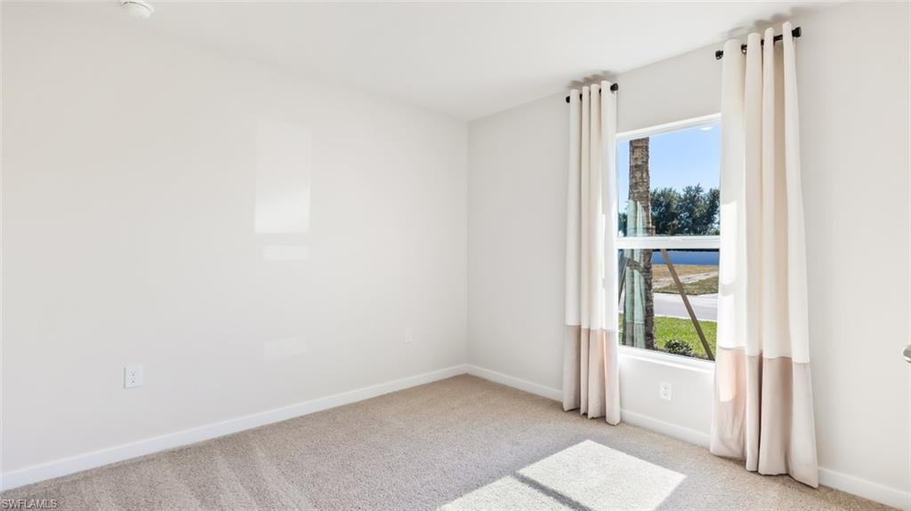 HEMINGWAY POINTE - Residential