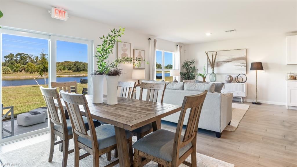 HEMINGWAY POINTE - Residential